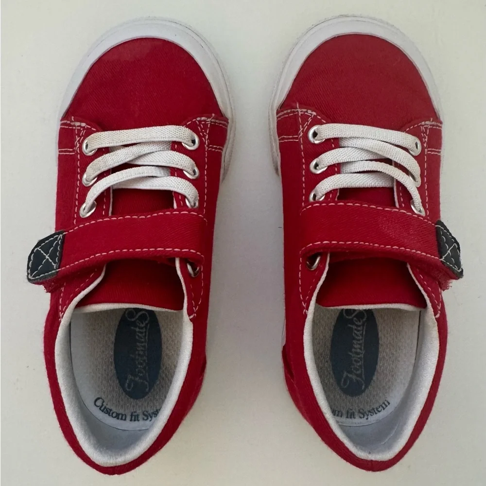 Footmates - Red Canvas Sneakers Velcro Strap - Toddler Size 8 - Picture 3 of 7